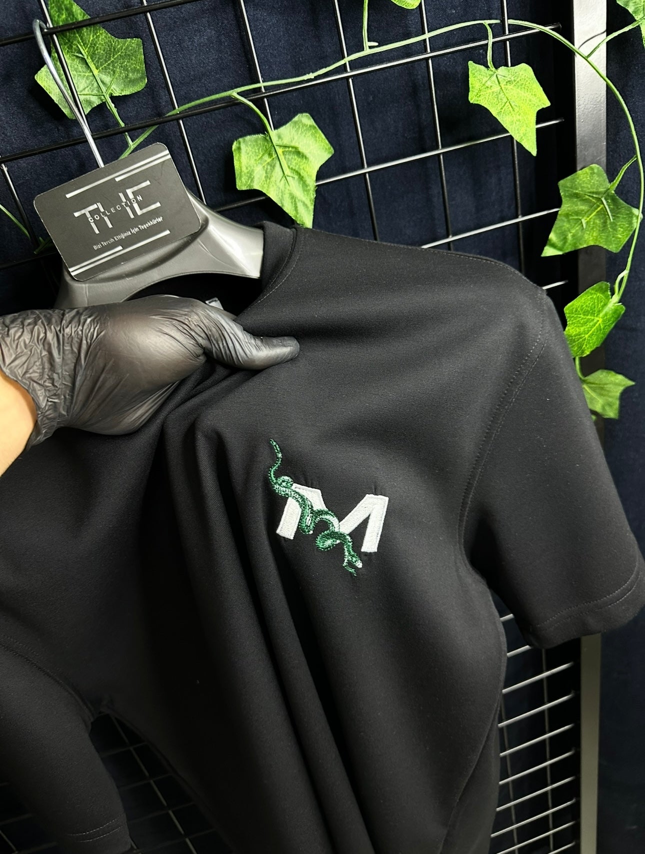 Mario Price Nakış Logo Premium T-Shirt